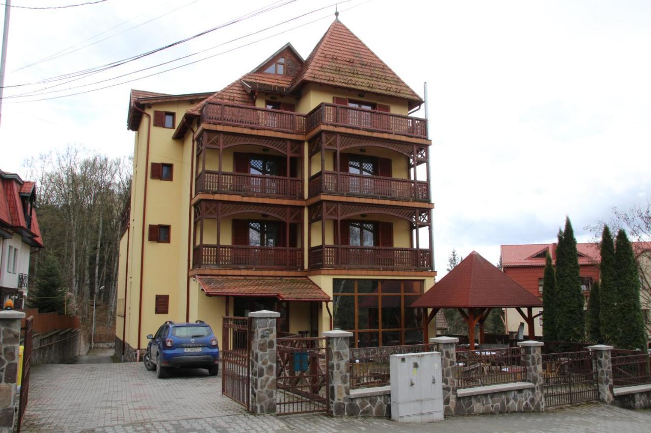 VILA URSU din SOVATA BAI&SPA -SAUNA , JACUZZI INTERIOR Exterior foto